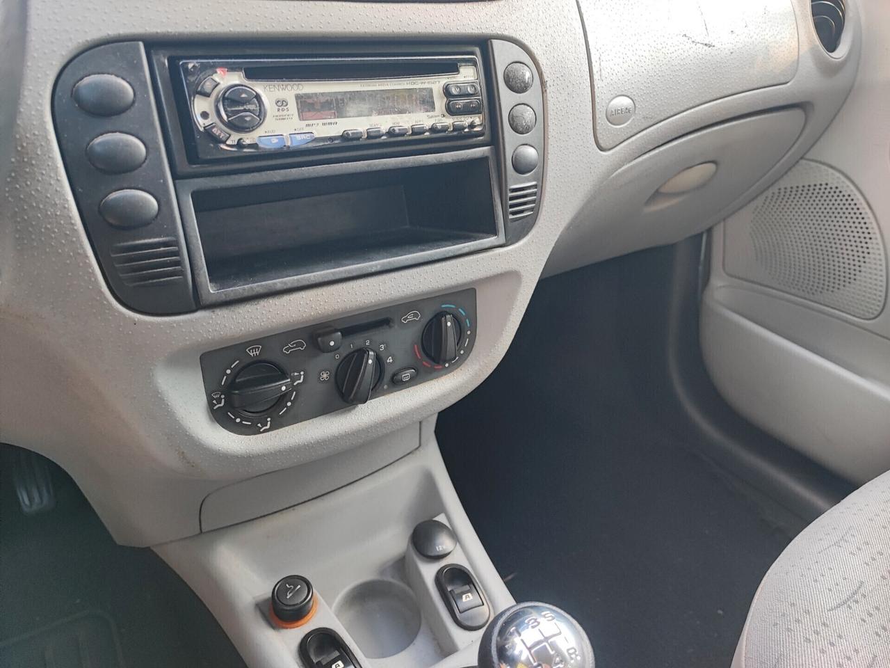 Citroen C3 1.1 benzina neopatentati