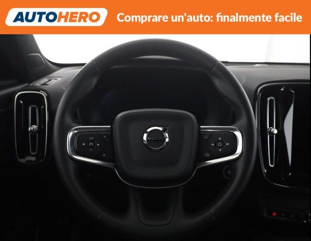 VOLVO XC40 B3 automatico Plus Dark