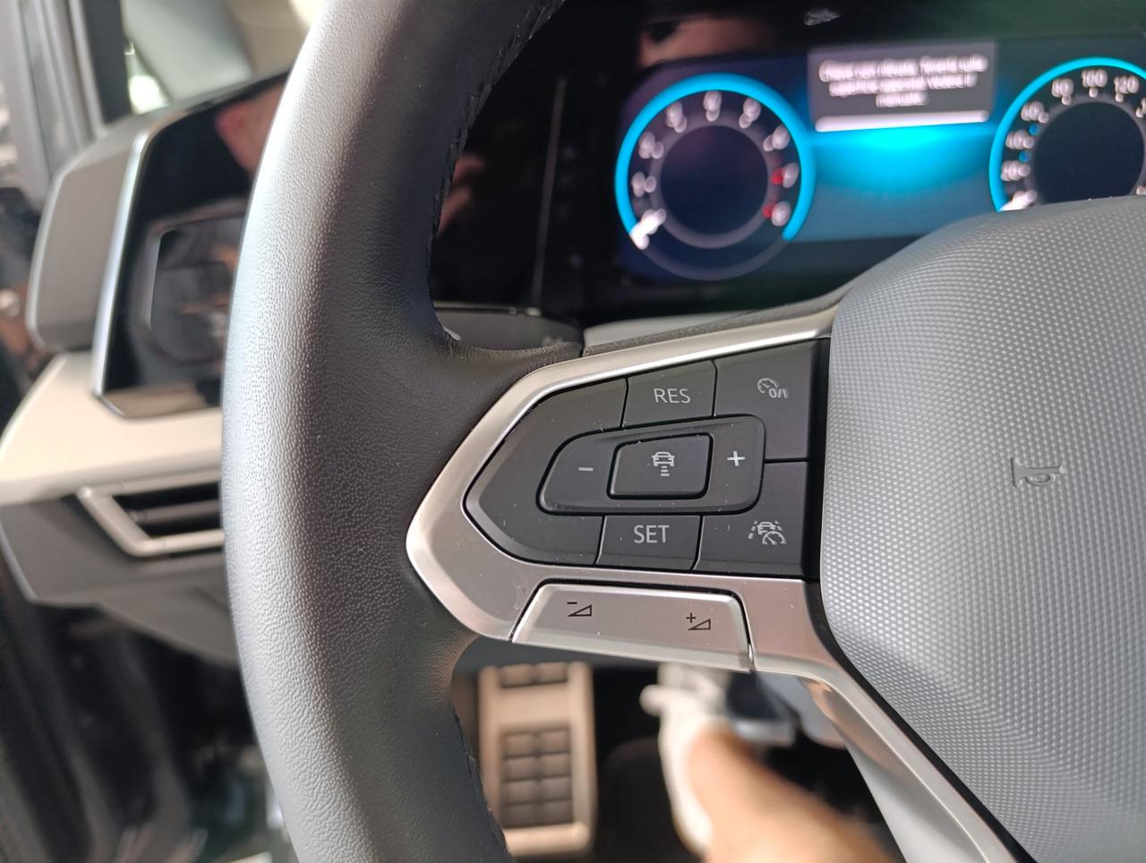 Volkswagen Golf 1.0 tsi Move 110cv