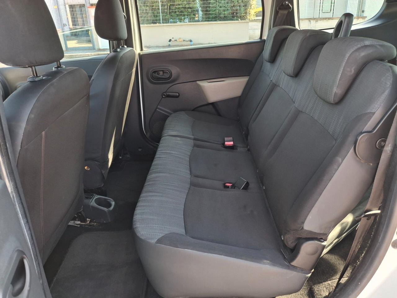 Dacia Lodgy 1.5 dCi 90CV.-SOLO 96mila CHILOMETRI-