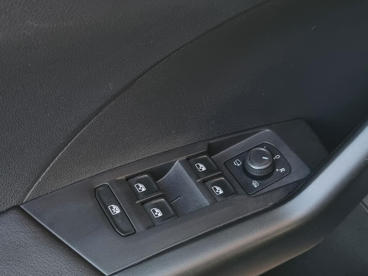 Volkswagen T-Cross 1.0 TSI Sport