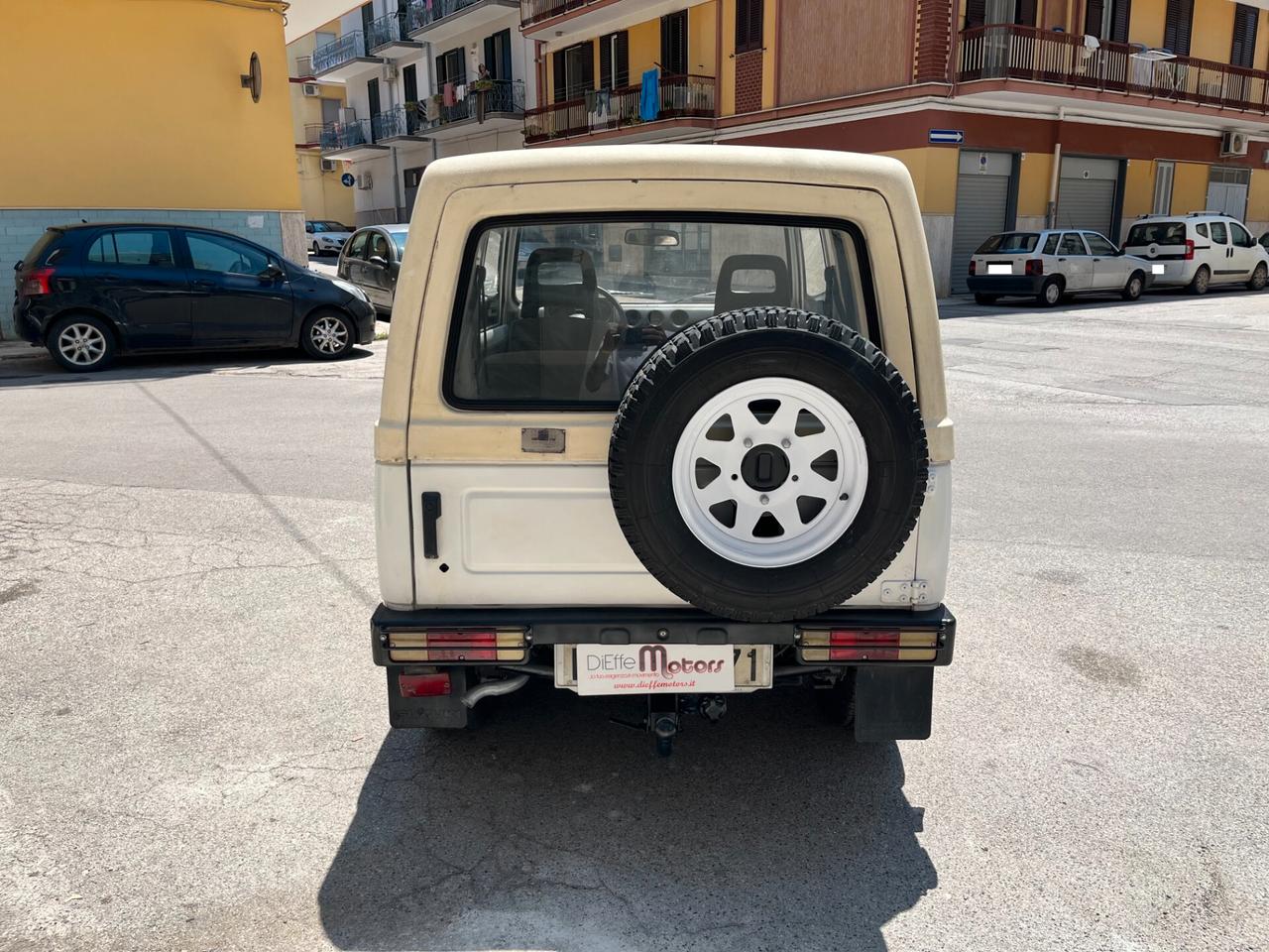 Suzuki SJ 413 SJ413