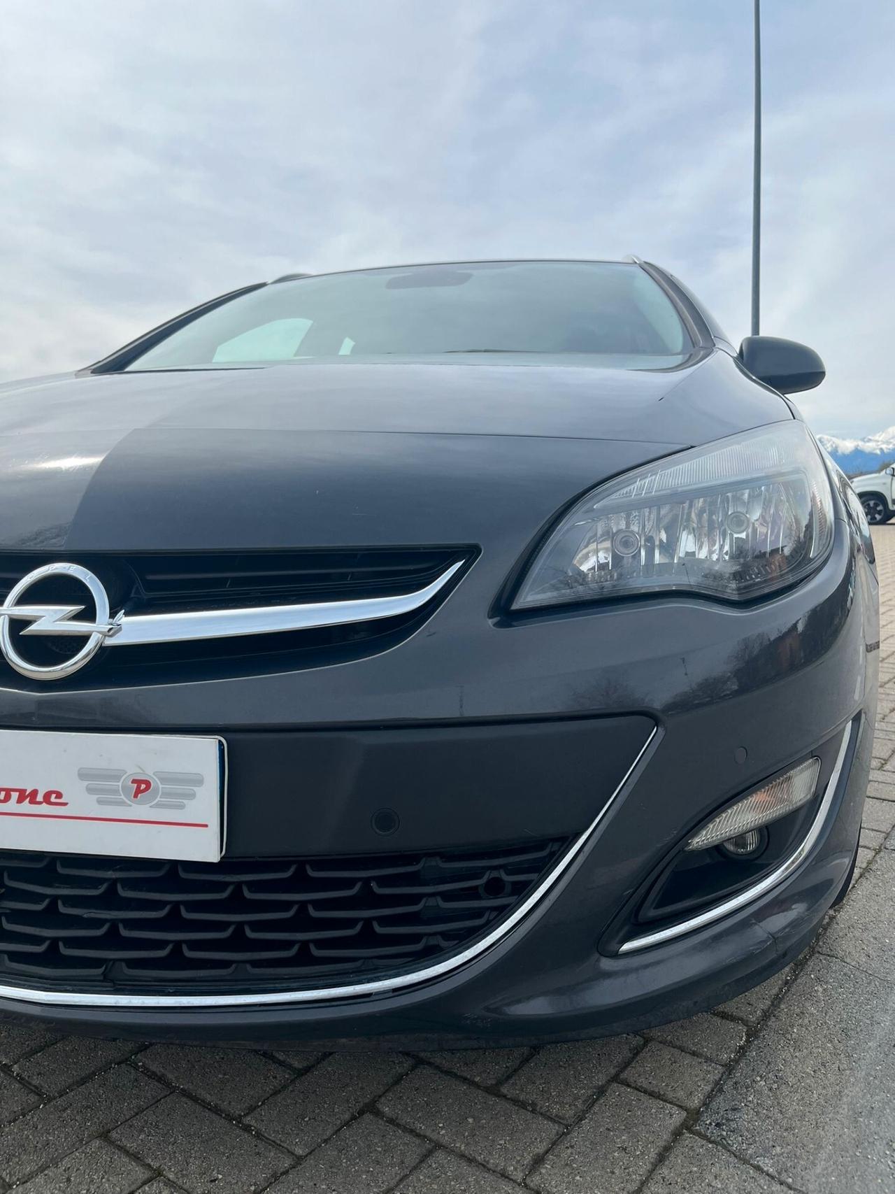 Opel Astra 1.4 SW GPL BOMBOLA APPENA REVISIONATA