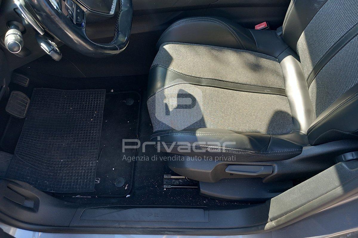 PEUGEOT 3008 BlueHDi 120 S&S EAT6 Allure
