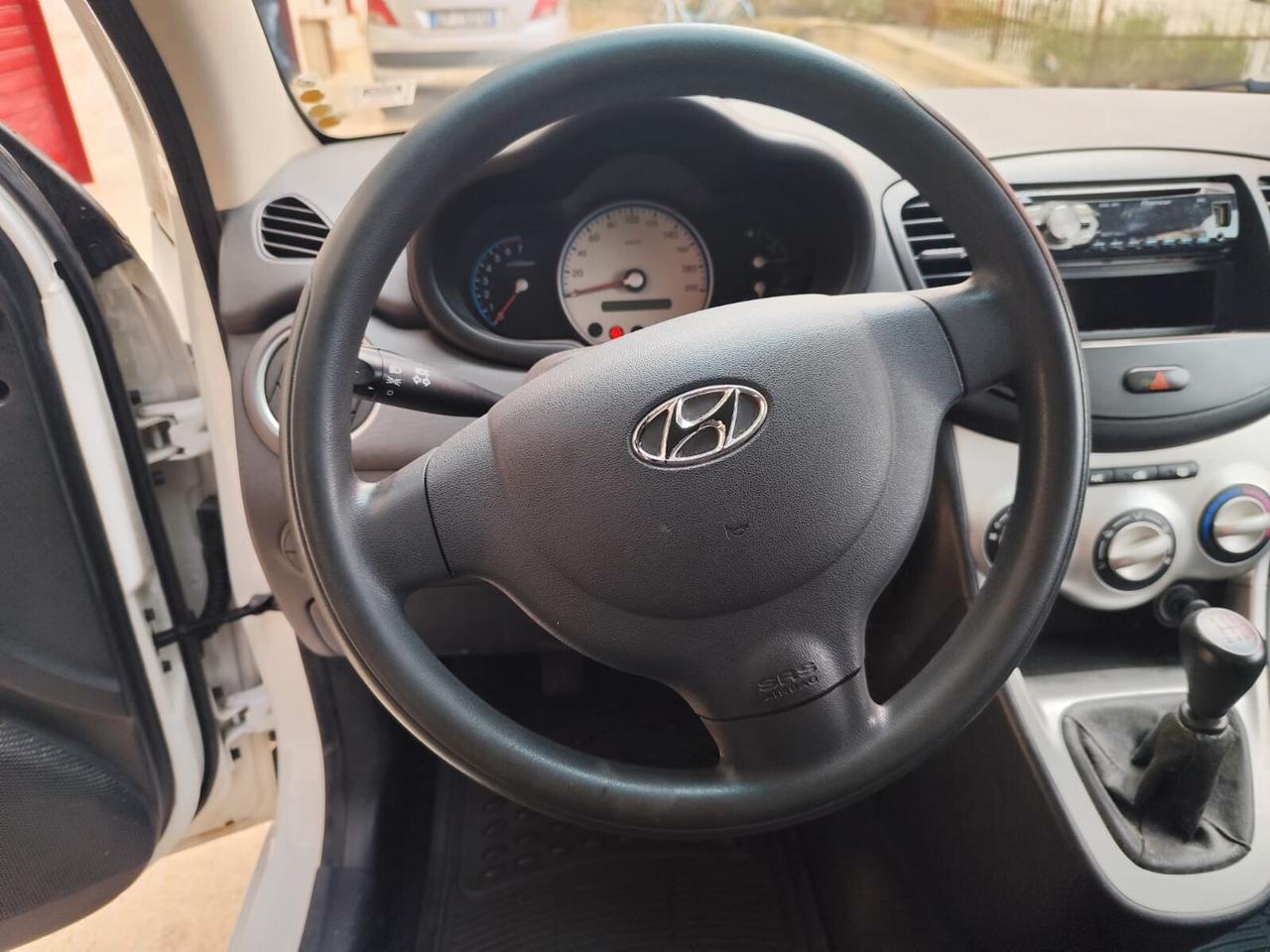 Hyundai i10 1.1 Benzina 65 cv