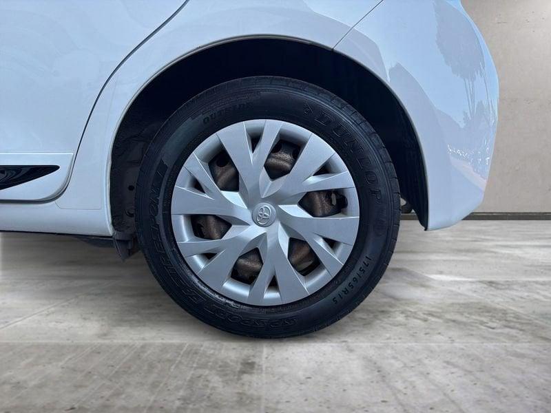 Toyota Yaris Yaris 5p 1.5h Active my18