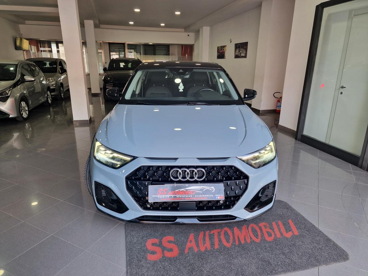 Audi A1 citycarver 30 TFSI S tronic Identity Contrast