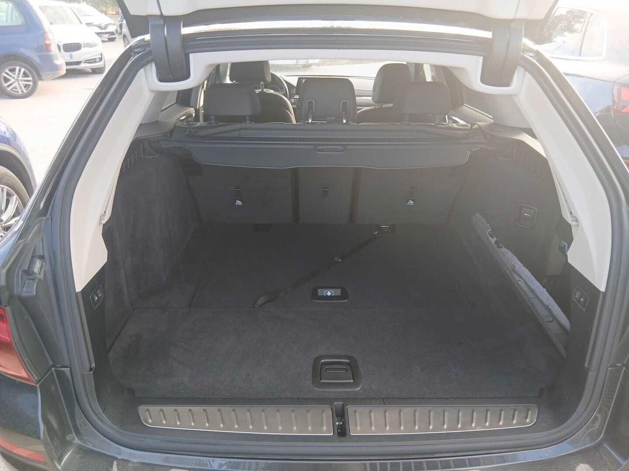 Bmw 525 520d xDrive Touring Luxury Line 2019