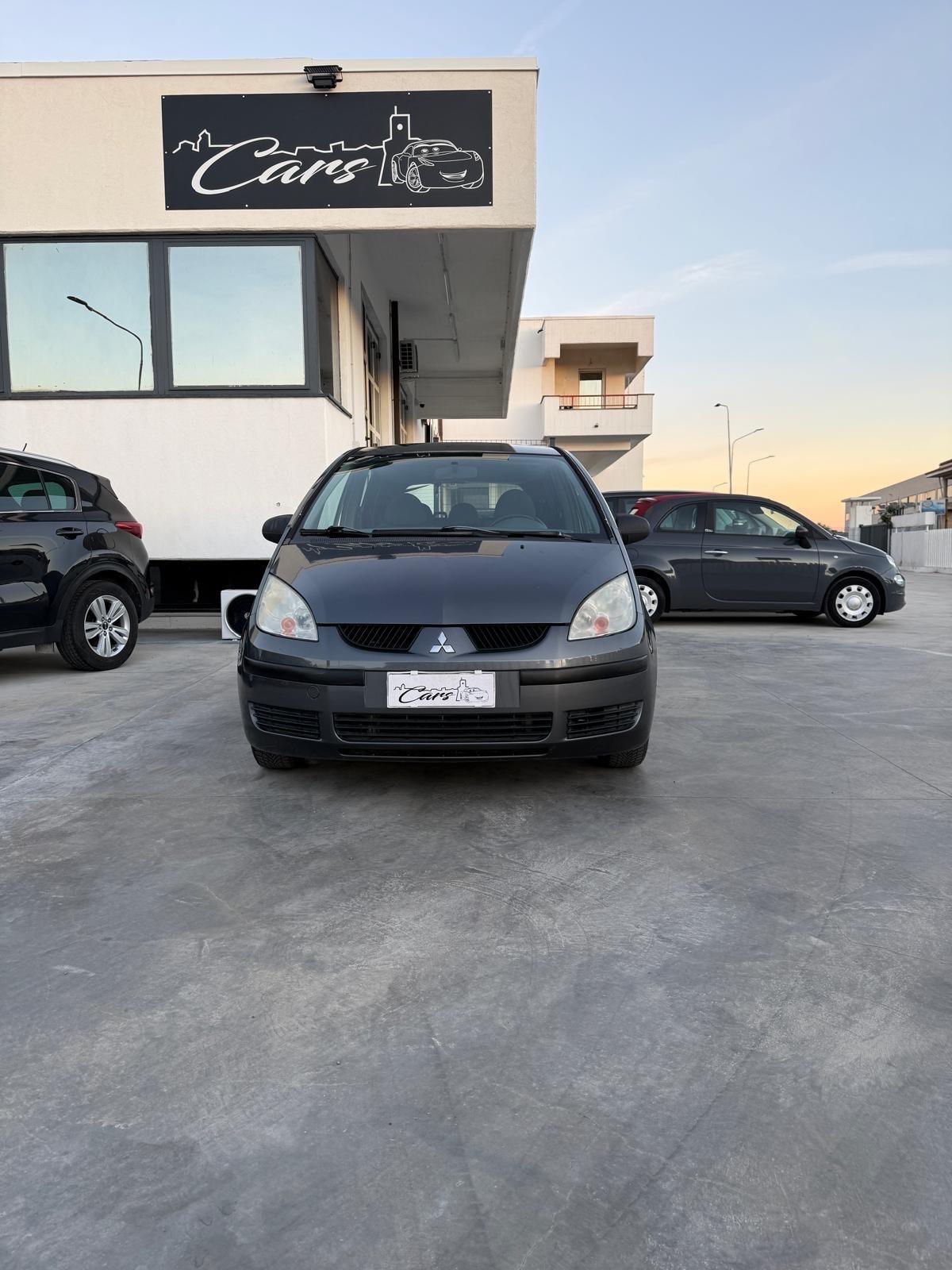 Mitsubishi Colt 1.1 12V 5p. Invite