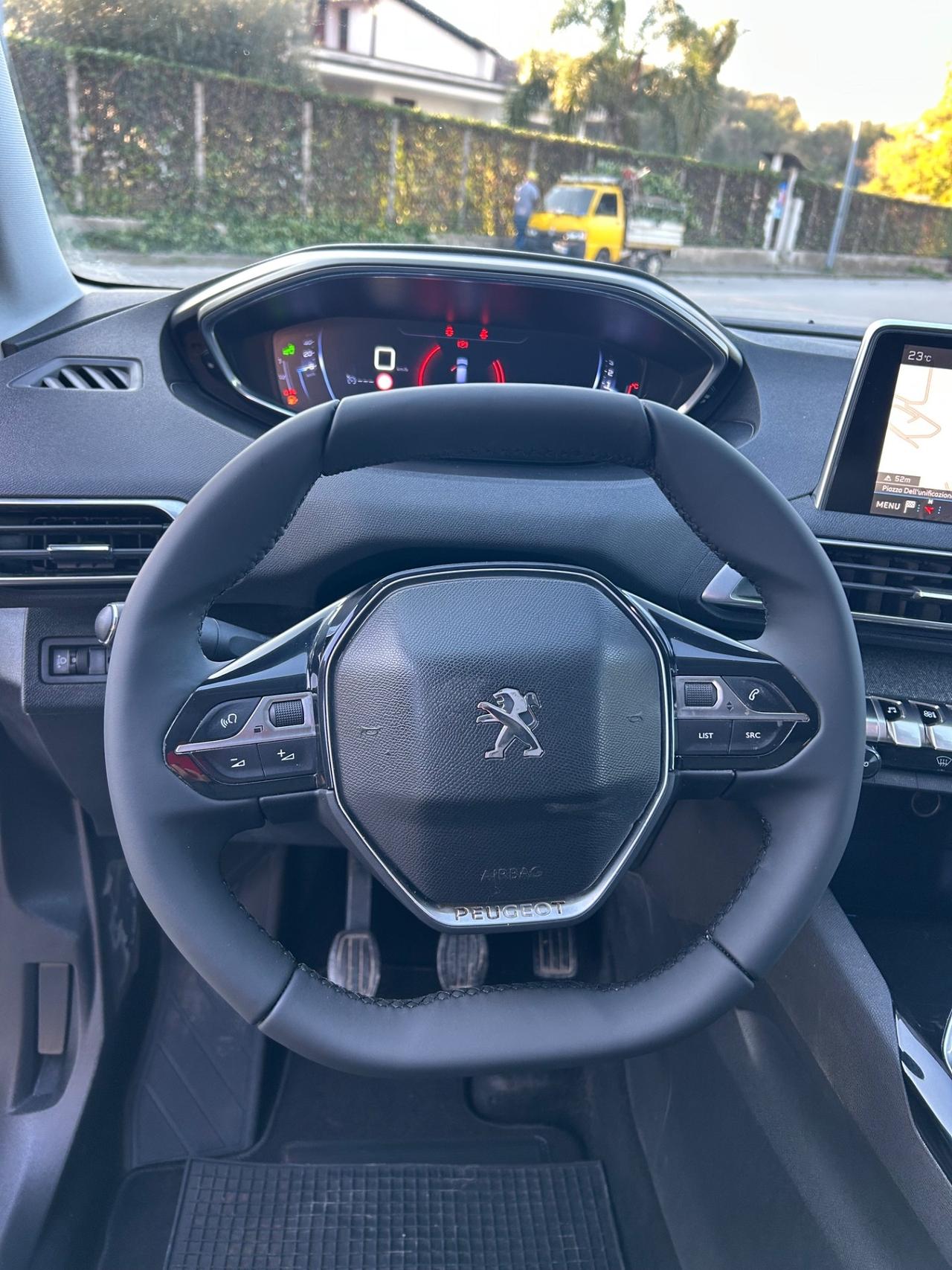 Peugeot 3008 1.6 BlueHDi 120cv Allure