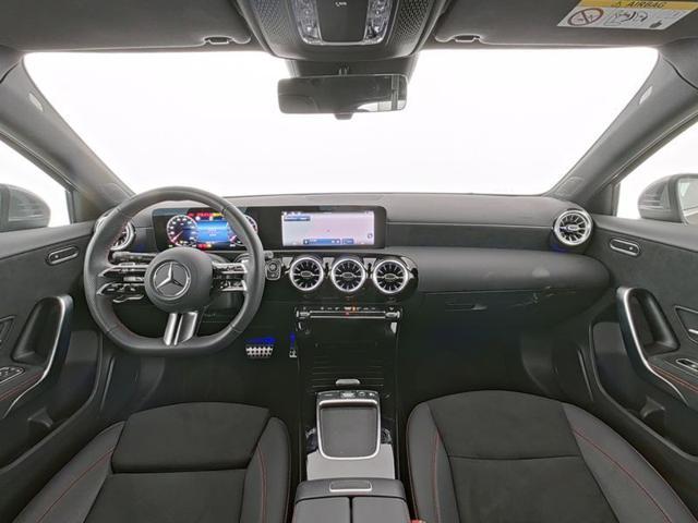 MERCEDES-BENZ A 180 Automatic AMG Line Advanced Plus