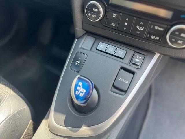 TOYOTA Auris Hybrid Lounge