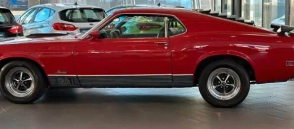Ford Mustang Fastback Mach 1 coupe' M351