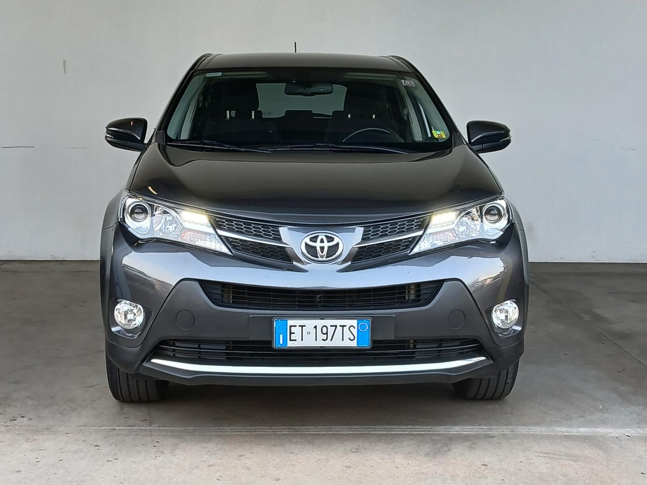 Toyota RAV 4 Style auto pari al nuovo