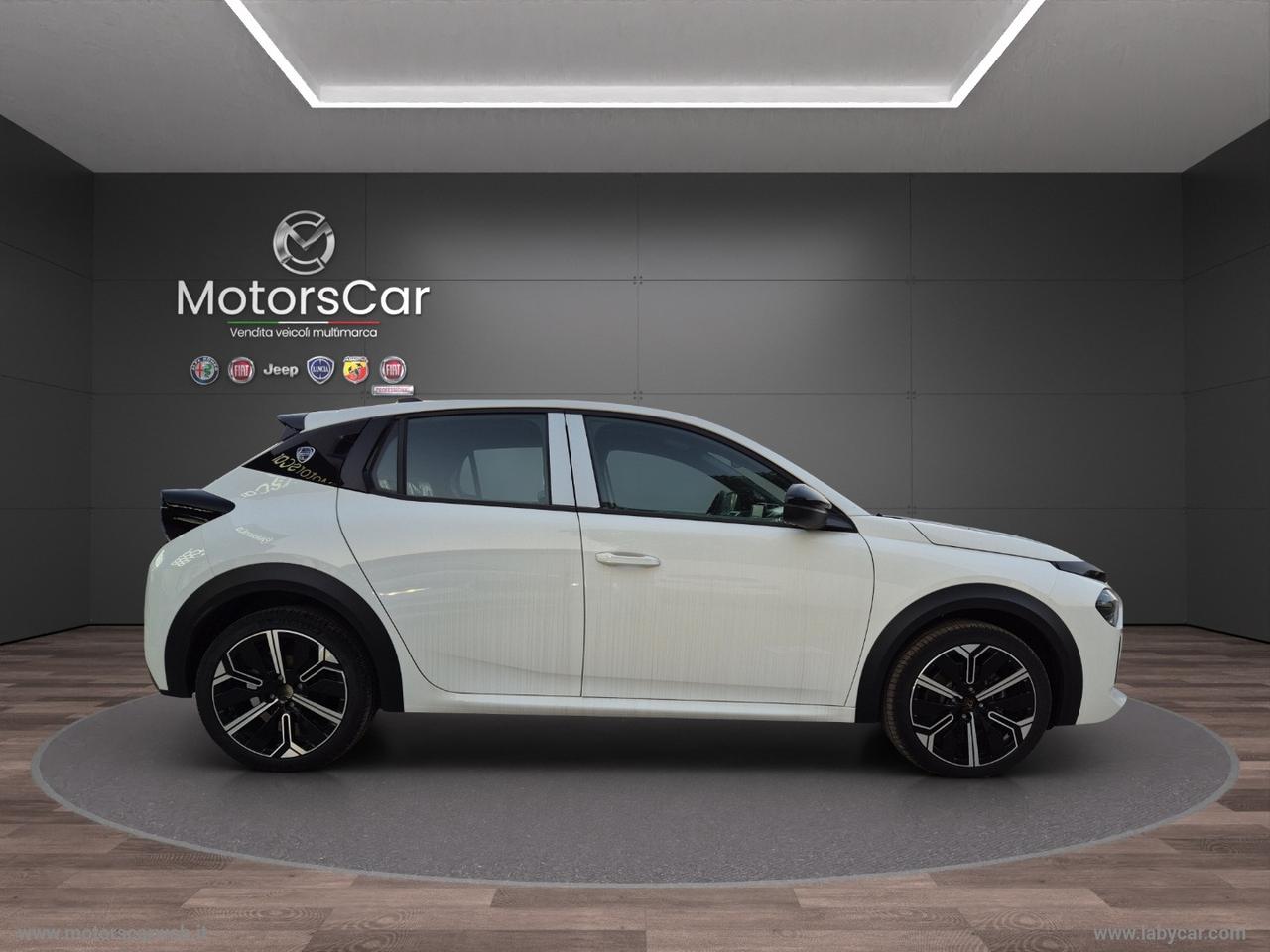 LANCIA Ypsilon Hybrid e-DCT