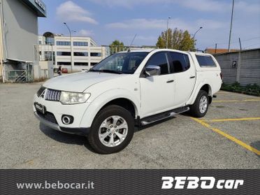 Mitsubishi L200 L200 2.5 DI-D/136CV Club Cab Invite DPF