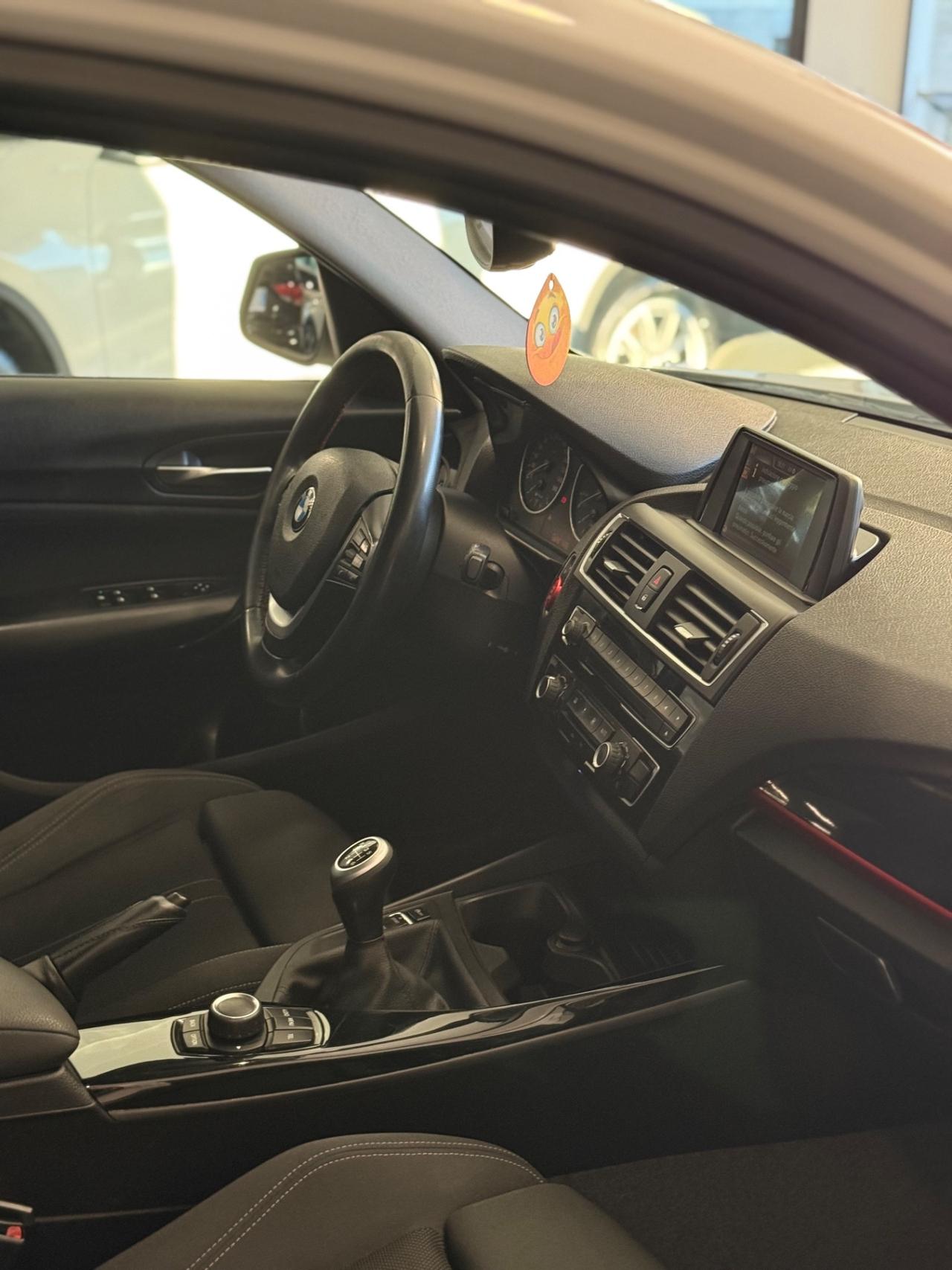 Bmw 116 116d 5p. Sport