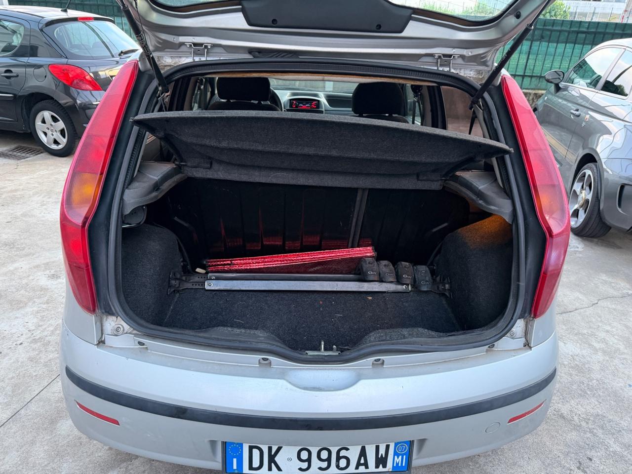 Fiat punto 1.2 benzina 44kw euro4 neopatentati