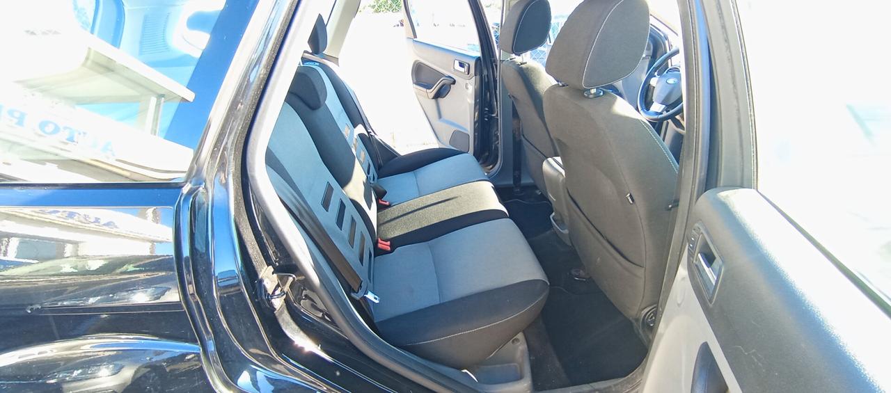 Ford Focus S.W. 1.6i 115 CV GPL di Fabbrica