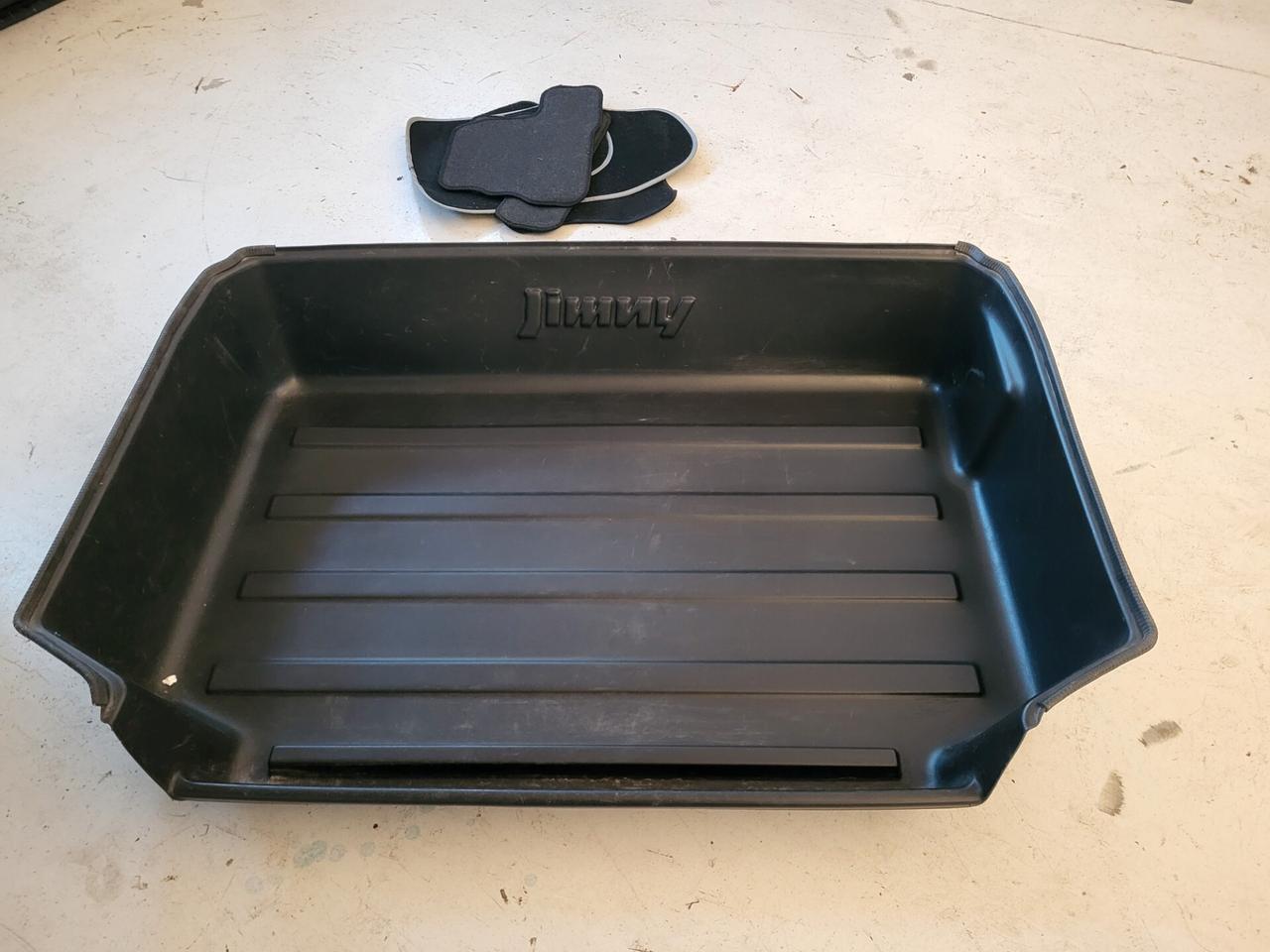 Suzuki Jimny 1.5 5MT Top