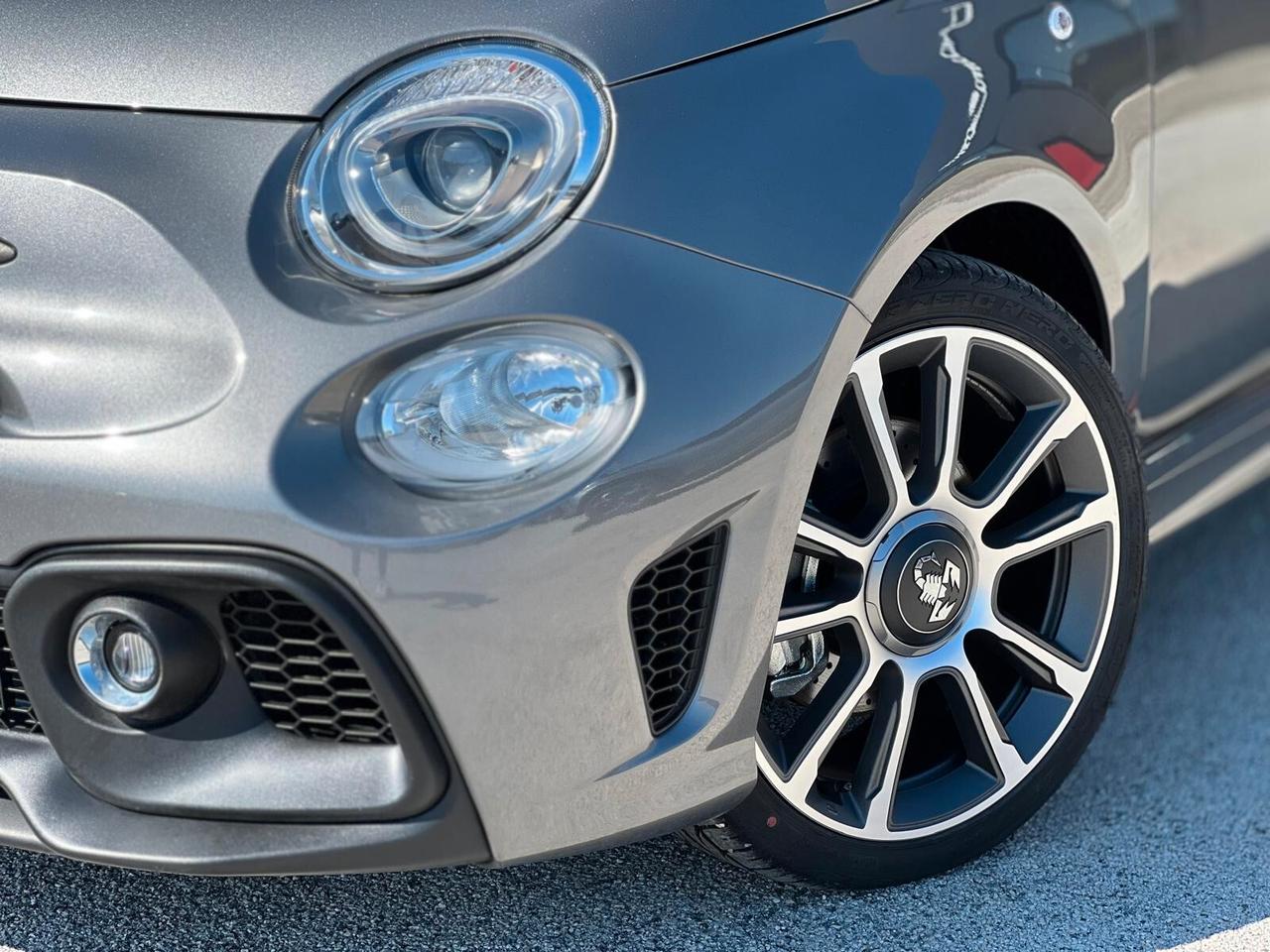 Abarth 595 C 1.4 Turbo T-Jet 165 CV