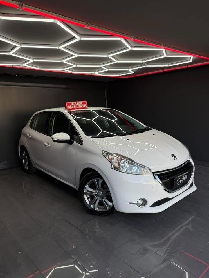 Peugeot 208 1.6 HDI 92 CV ALLURE FULL 2015