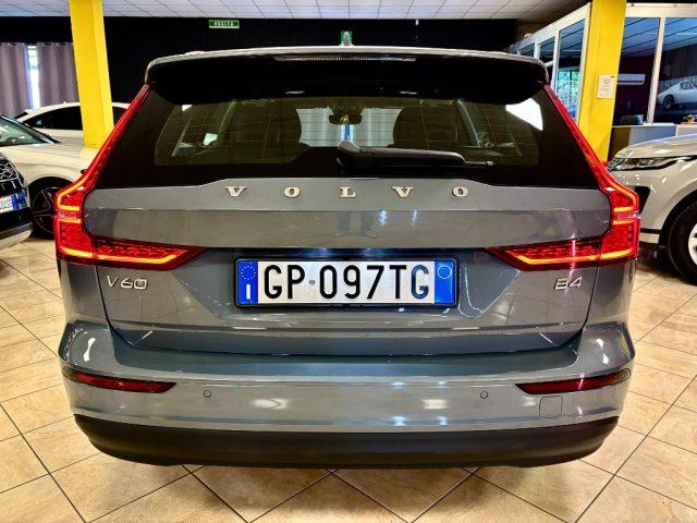 VOLVO V60 B4 (d) automatico Core UNIPRO - KM CERTIFICATI