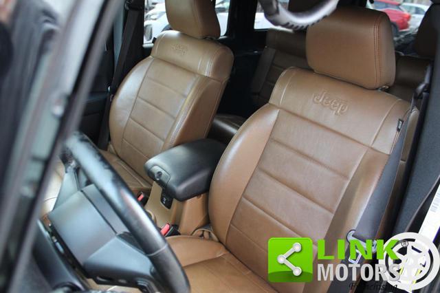 JEEP Wrangler Unlimited 3.6 V6 Sahara Auto con gancio traino