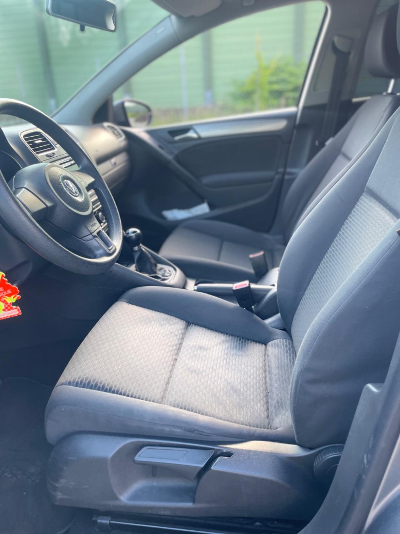 Volkswagen Golf 1.6 TDI DPF 5p. Highline