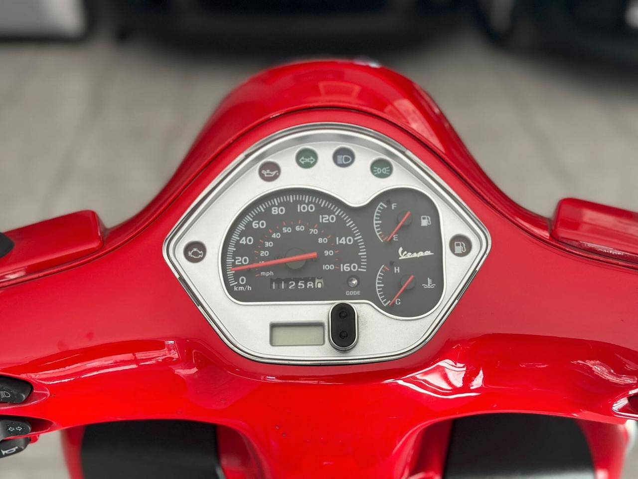 Piaggio Vespa 300 GTS Super ie