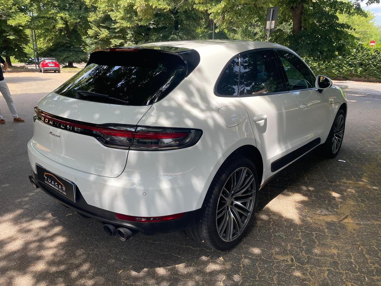 Porsche Macan -- 2.0 PDK 245CV #11341