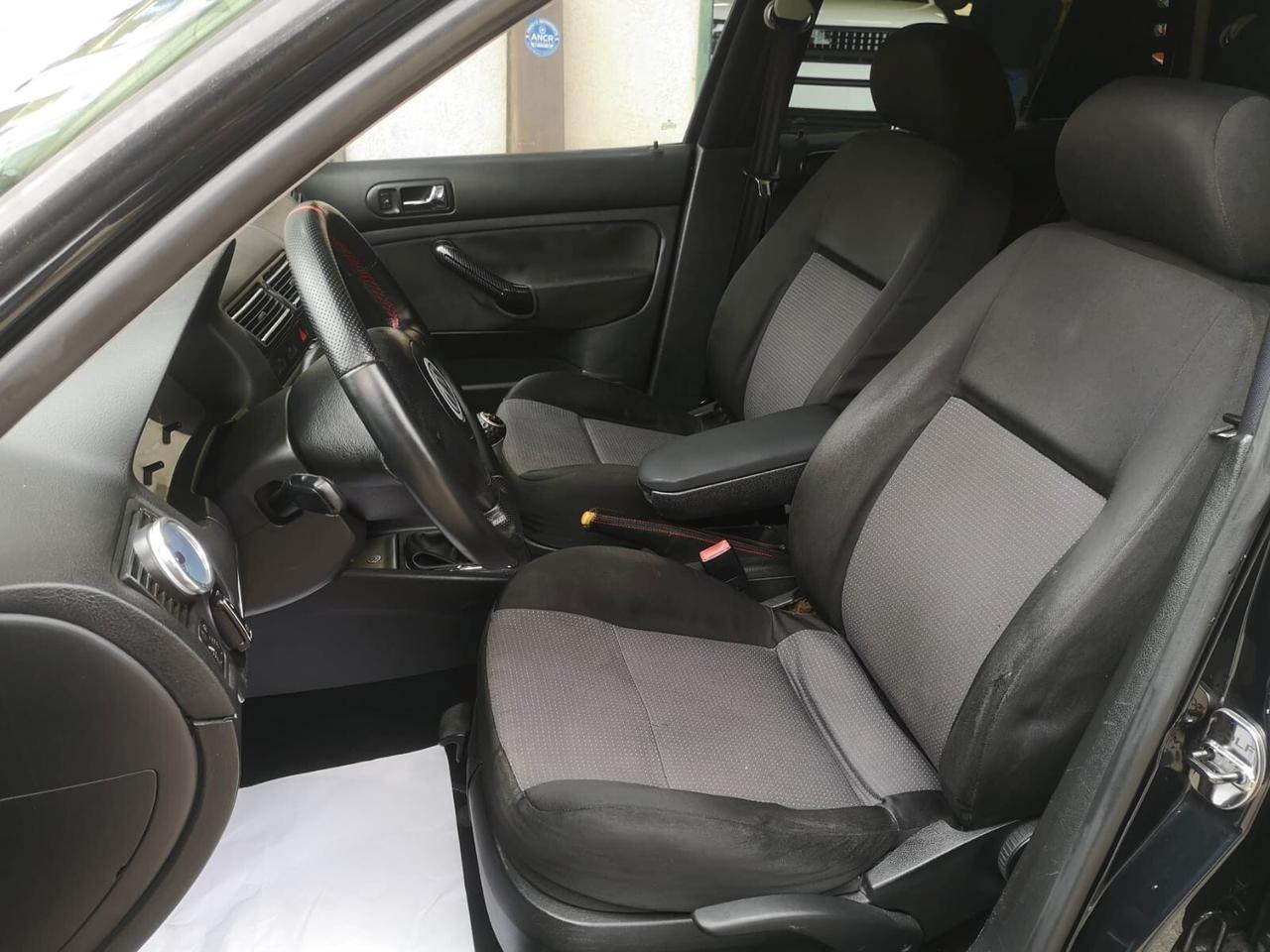 VOLKSWAGEN Golf 1.9 TDI 130 CV 5p.