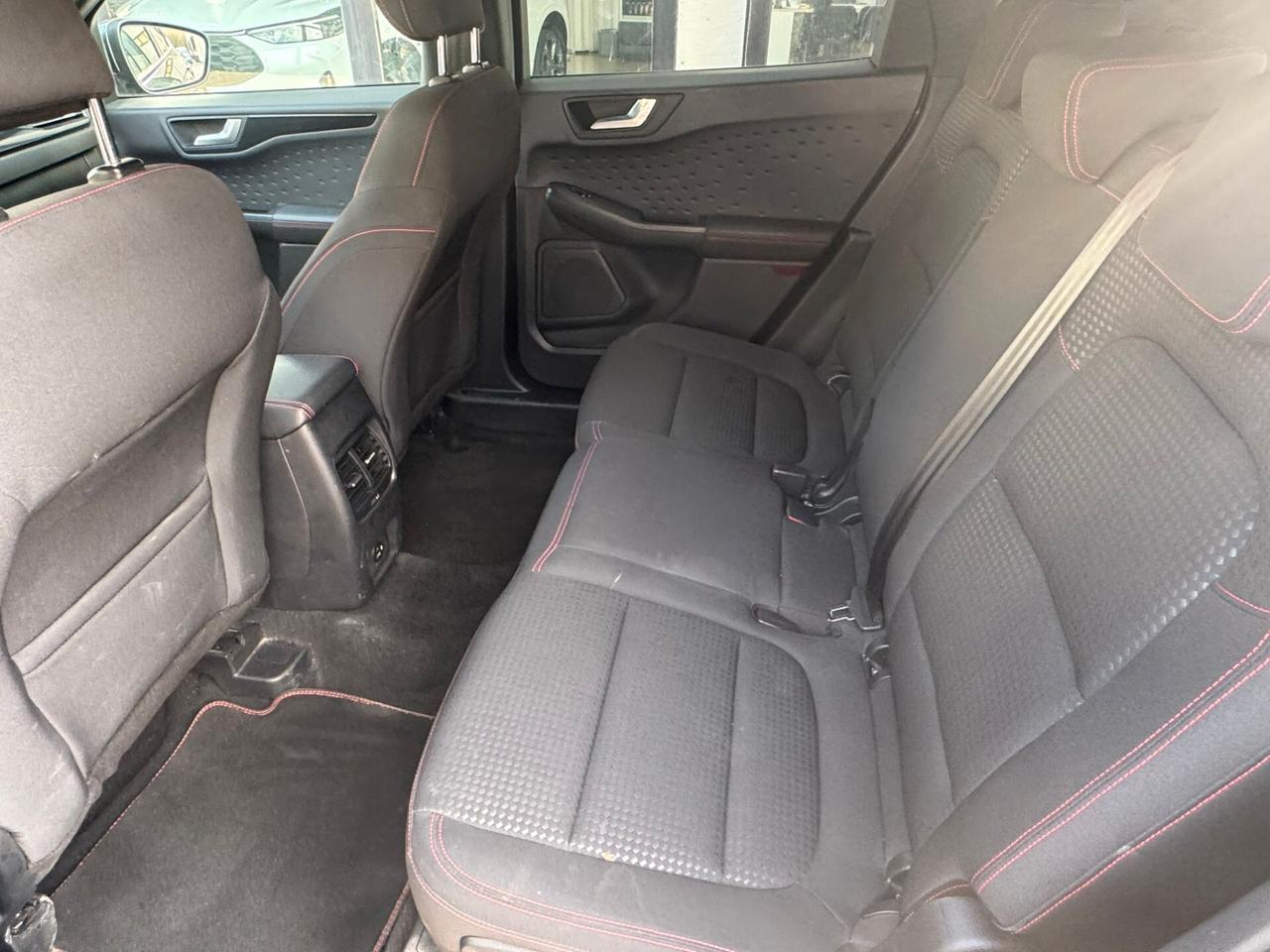 Ford Kuga 2.0 EcoBlue Hybrid 150 CV 2WD ST-Line