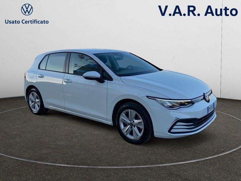 Volkswagen Golf Golf 8 Life 1.0 eTSI EVO 81 kW (110 CV) DSG