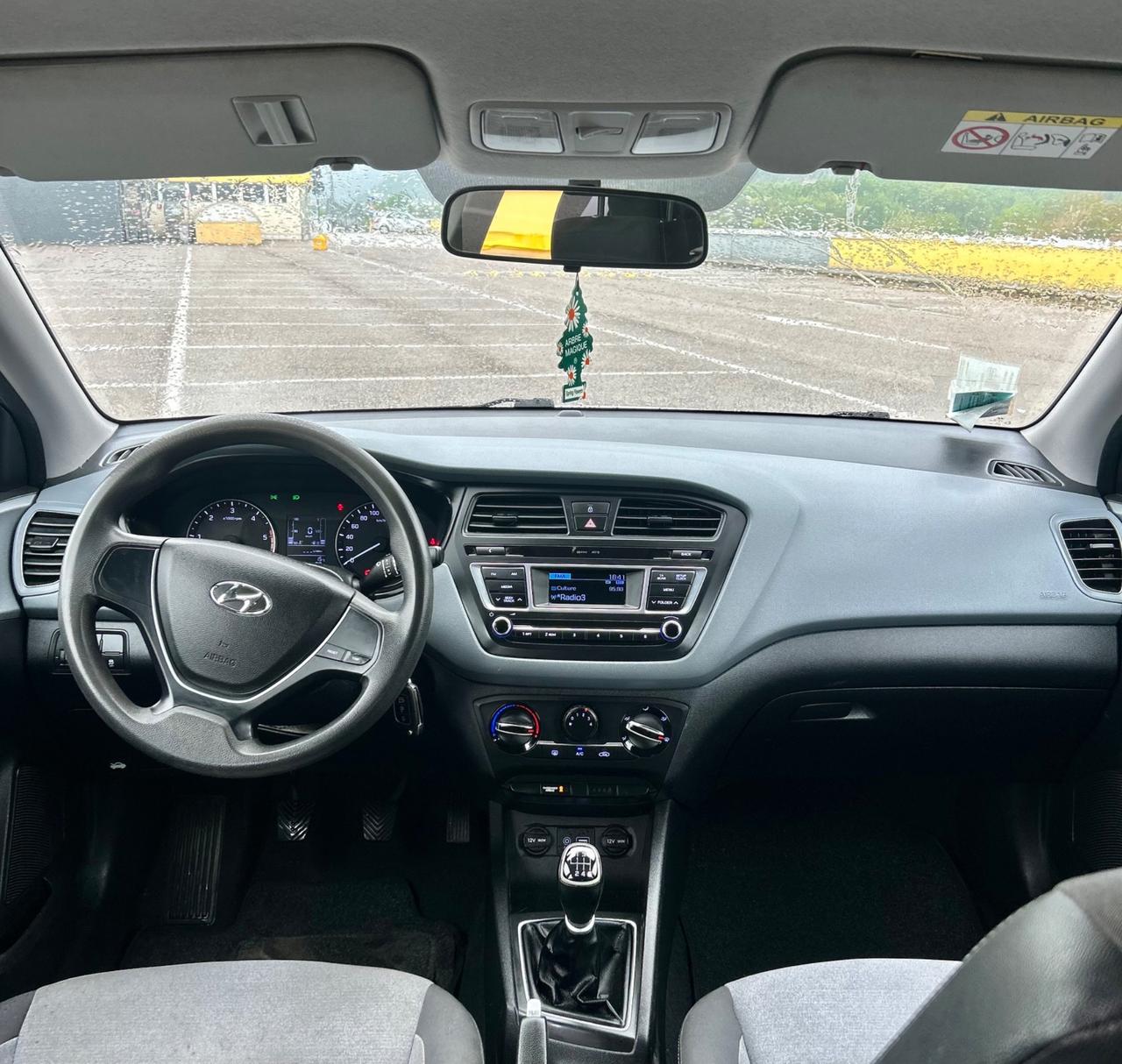 Hyundai i20 CRDi 5p EURO 6 Neopatentati 2015