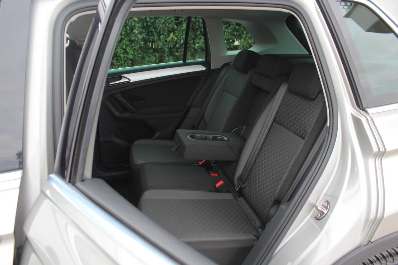 Volkswagen Tiguan 2.0 TDI SCR DSG Business BlueMotion Technology