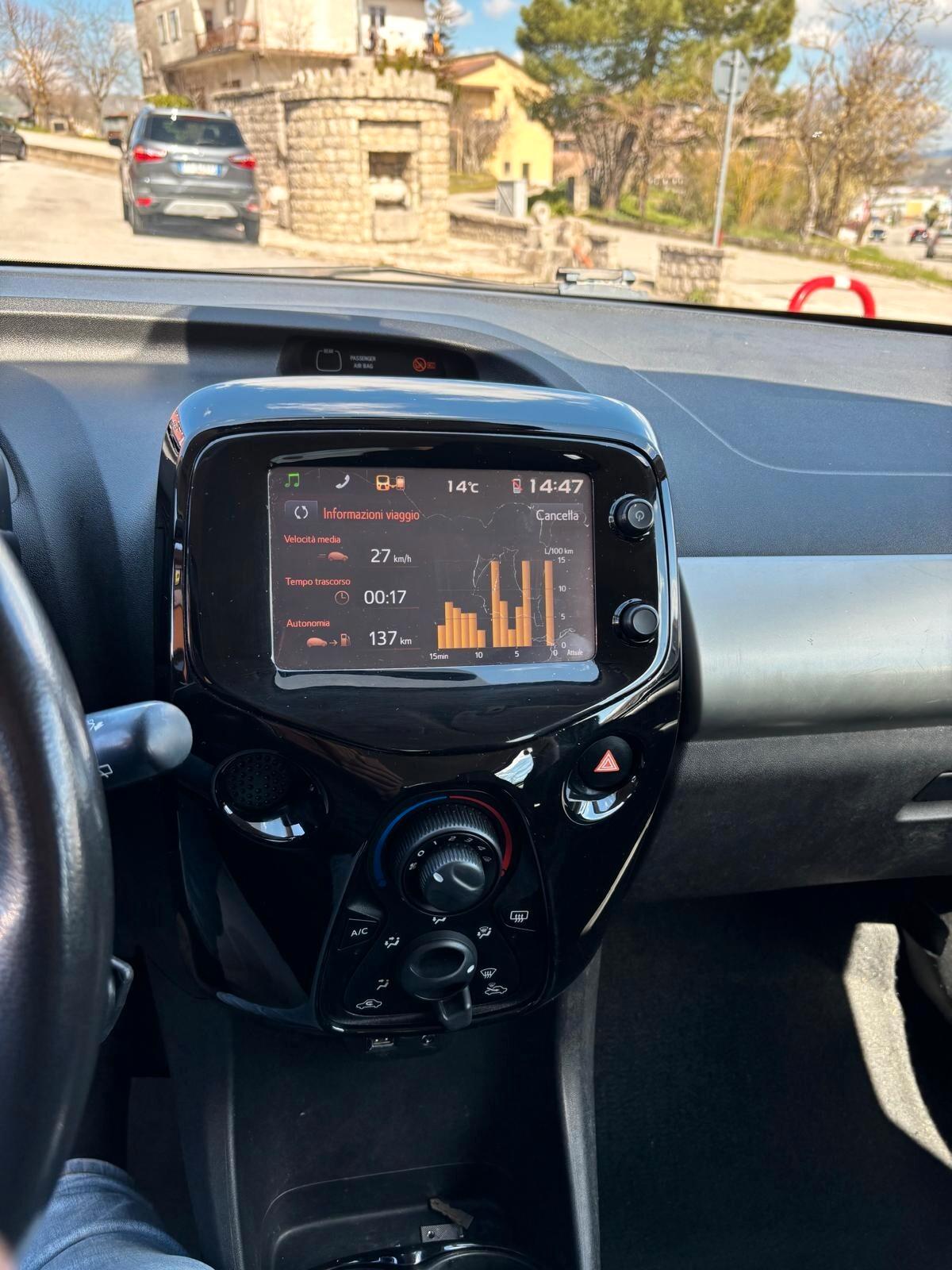 Peugeot 108 VTi 68 5 porte Allure TOP!