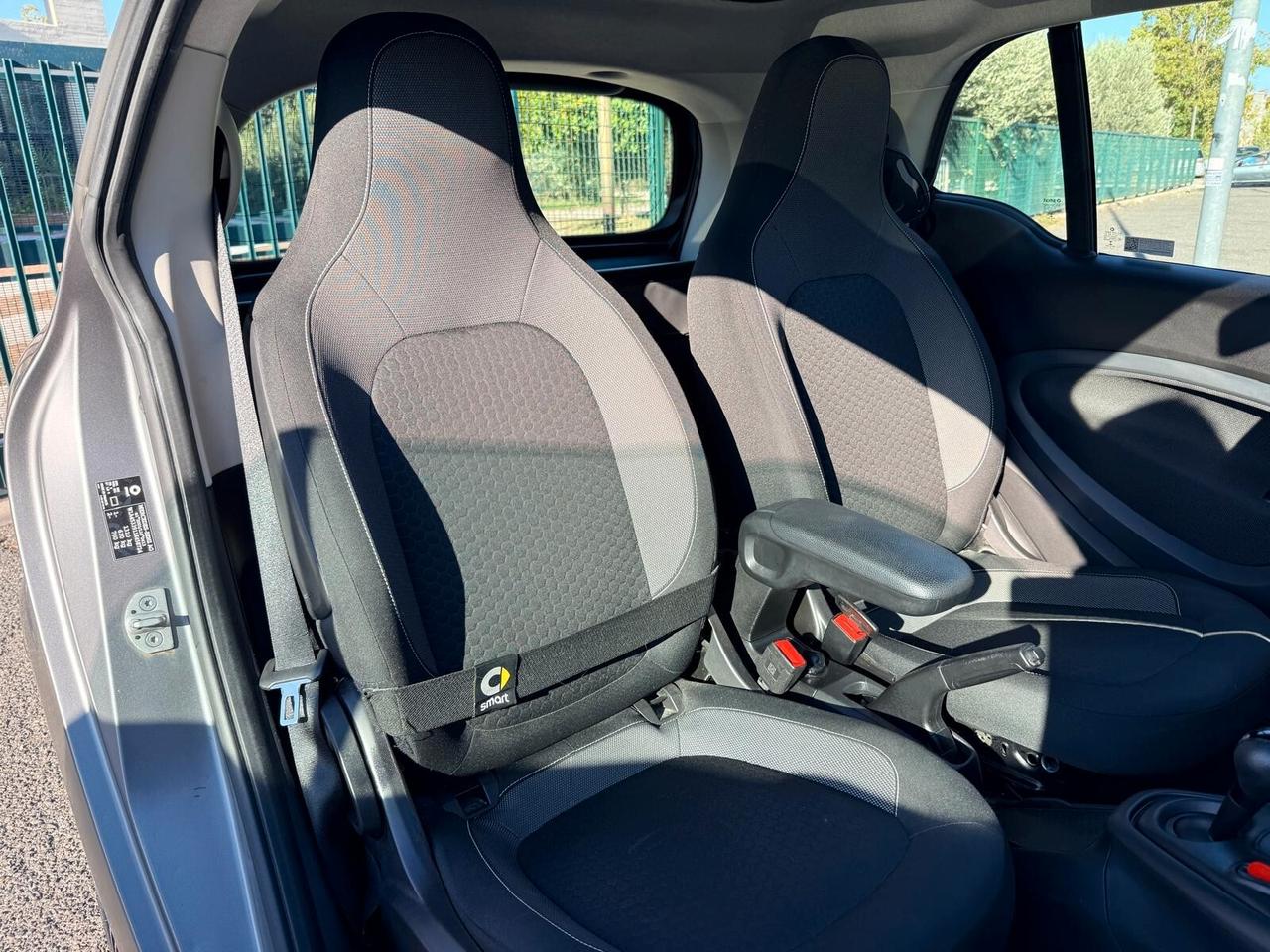 Smart ForTwo EQ Racingrey (22kW) 23.000KM