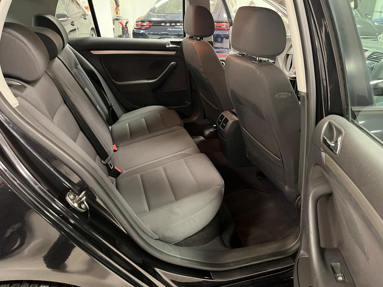 Volkswagen Golf 2.0 16V TDI 4mot. 5p. Sportline 140cv