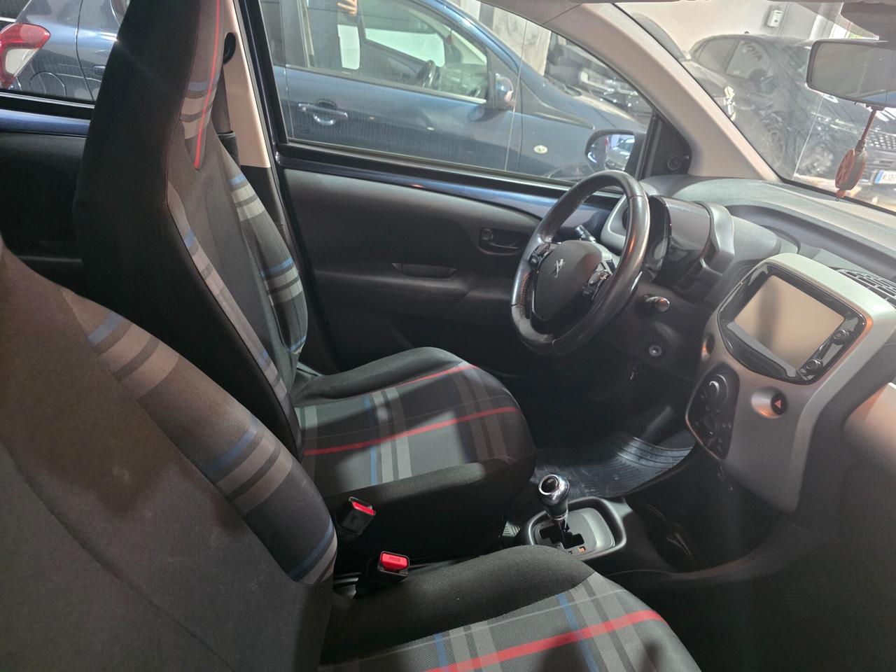 Peugeot 108 1.0 AUTOMATICA 68cv