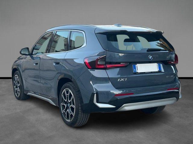 BMW iX1 eDrive 20 xLine