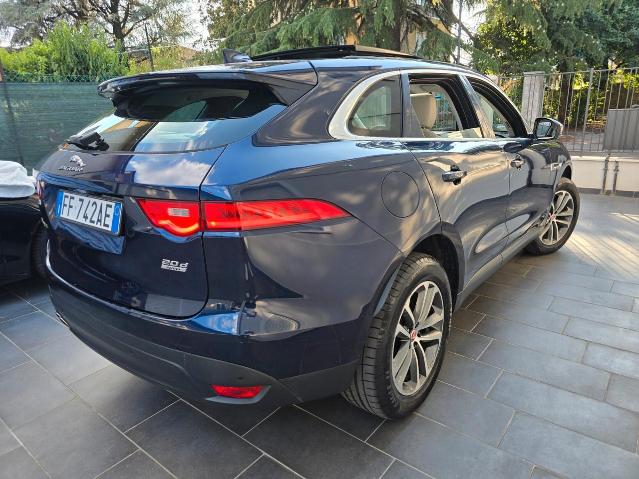 Jaguar F-Pace 2.0 D 180 CV AWD aut. Prestige