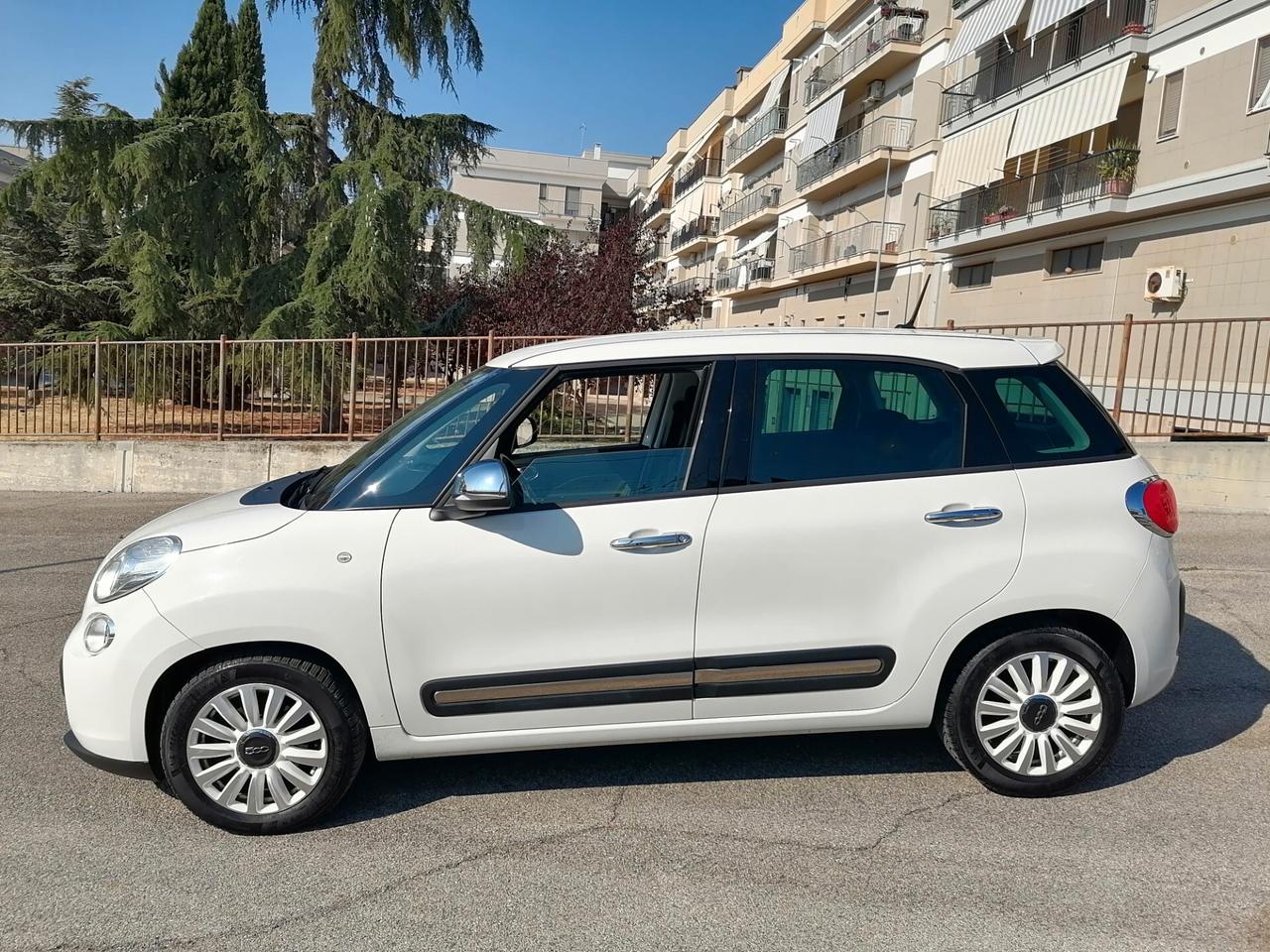 Fiat 500L 1.3 Multijet 95 CV (EURO 6) 2017 FULL