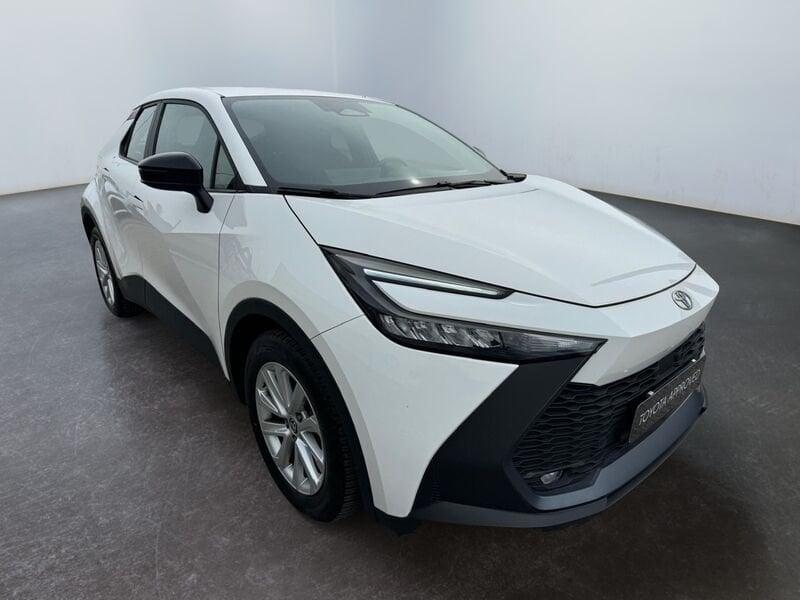 Toyota C-HR 1.8 HV E-CVT Active