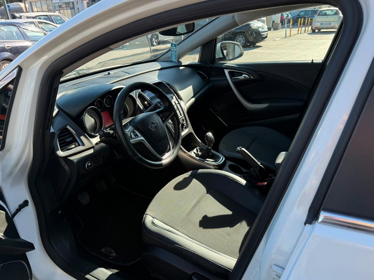 Opel Astra 1.4 Turbo 140CV GPL Cosmo