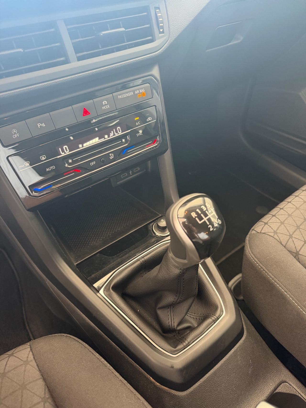 VW T-Cross 1.0 TSI 110 CV R-Line FINANZIABILE