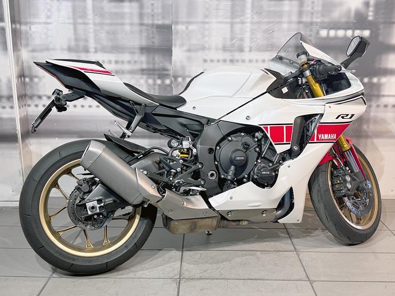 Yamaha YZF R1 World GP 60th Anniversary