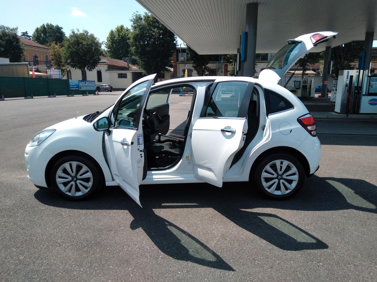 Citroen C3 PureTech 82 Exclusive x neopatentati