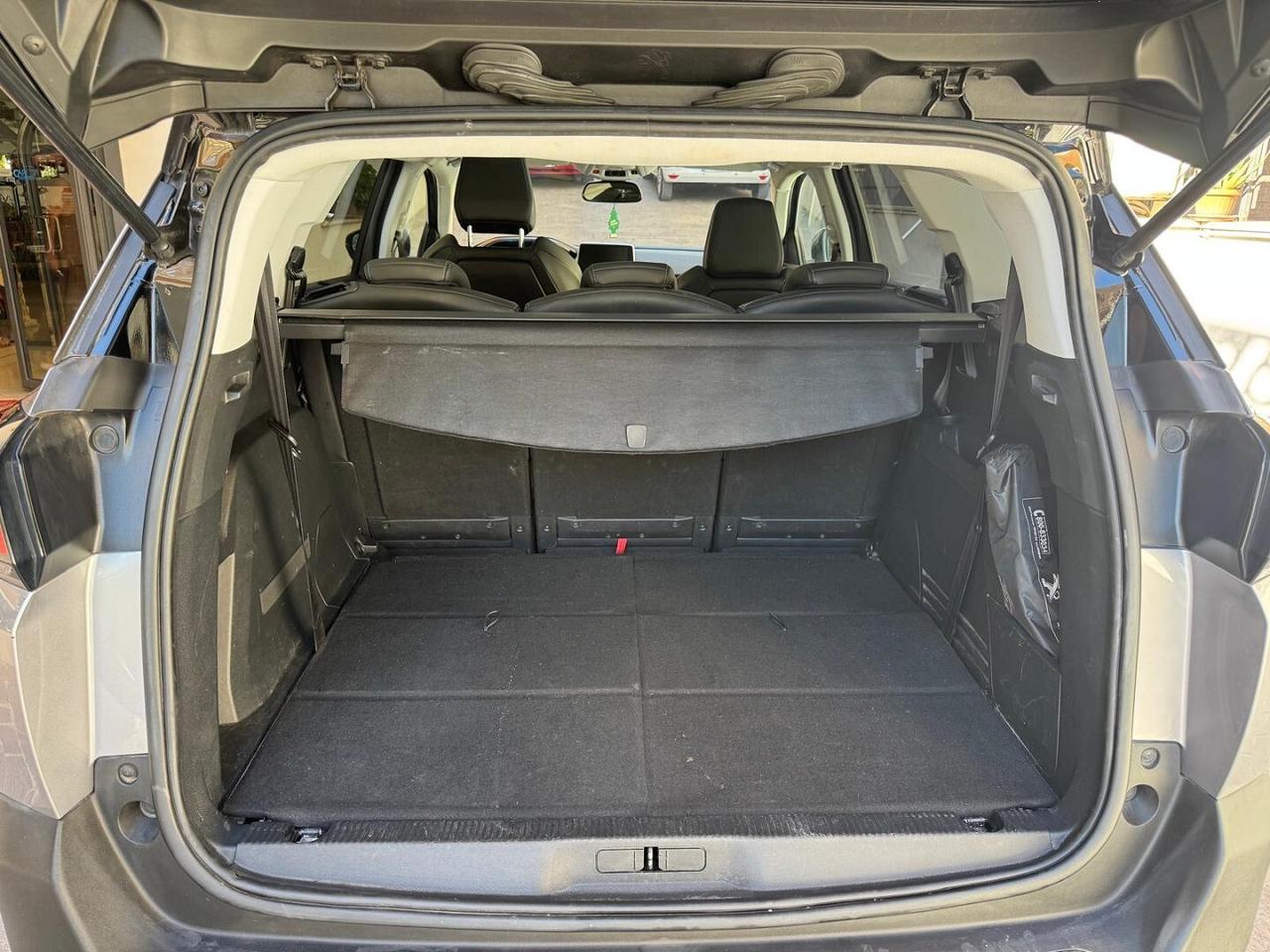 PEUGEOT 5008 BlueHDi 130 S&S EAT8 Allure 7 POSTI