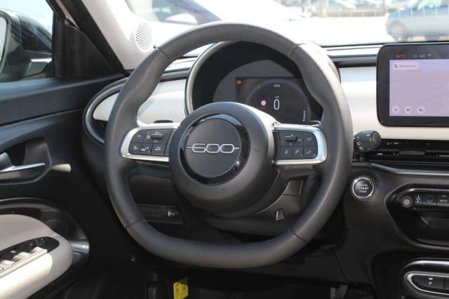 Fiat 600 1.2 hybrid 110cv AUTOM. con Navi e CarPlay